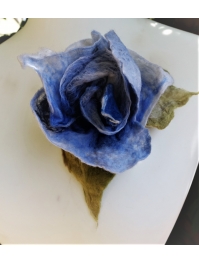 Brooch: blue flower