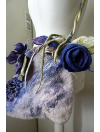 Blue hydrangea - torebka filcowana na mokro